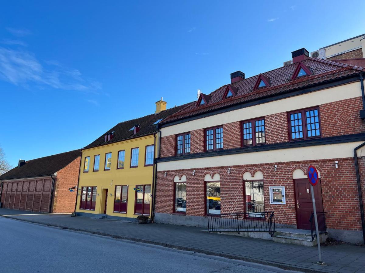Sveriges Minsta Hotell! Hotel Gruyere Landskrone Exterior photo